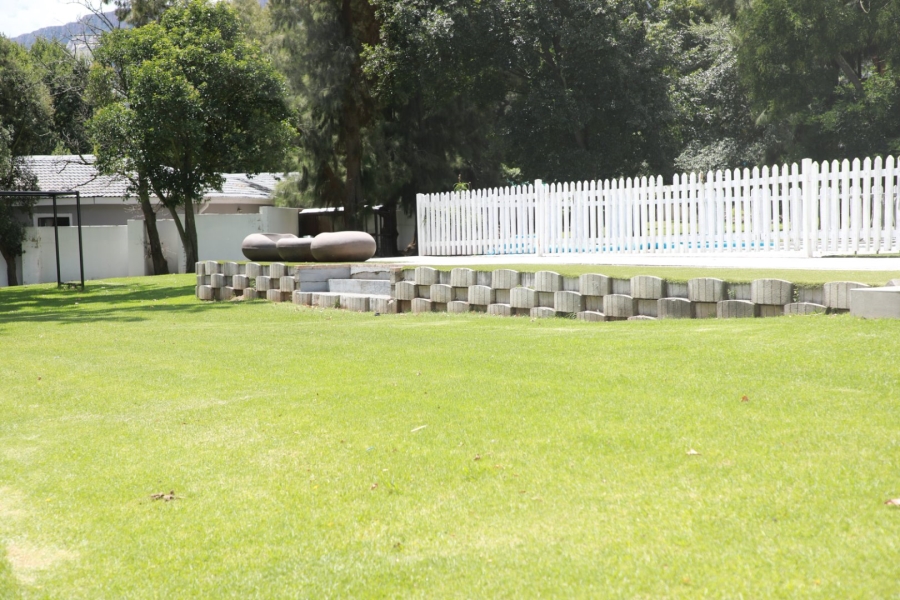 4 Bedroom Property for Sale in Harrismith Rural Free State